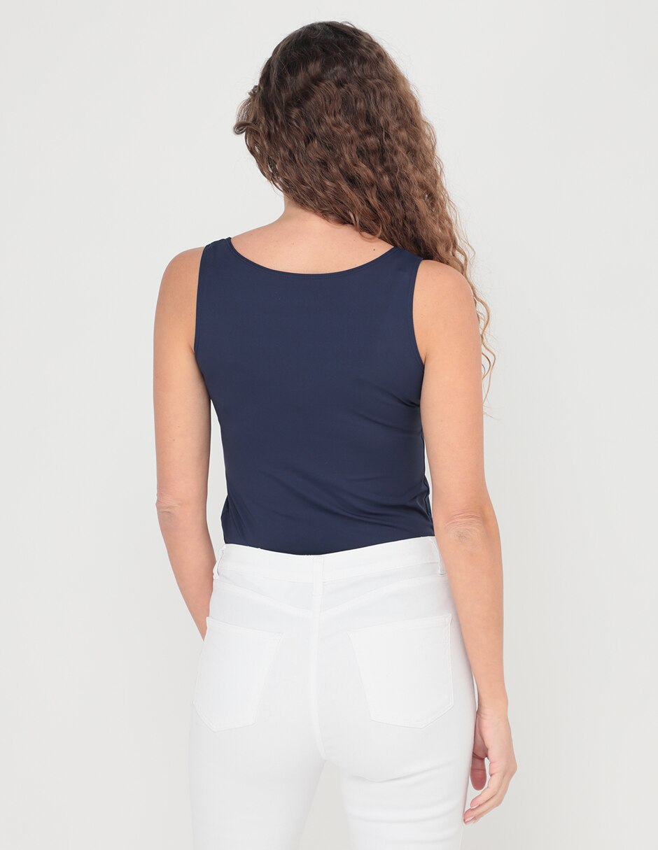 Top cuello redondo tirante ancho 2
