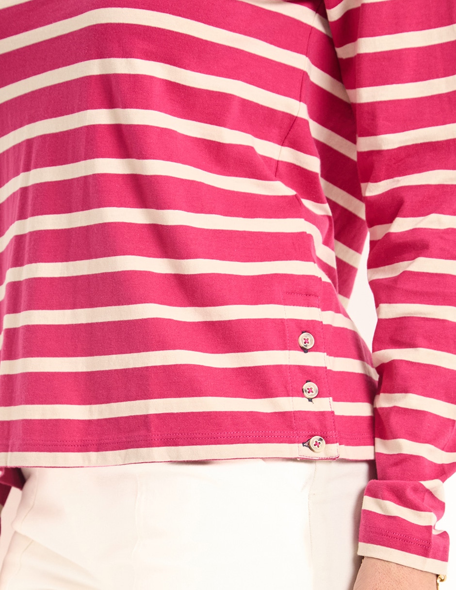 Playera manga larga Weekend cuello ojal para mujer