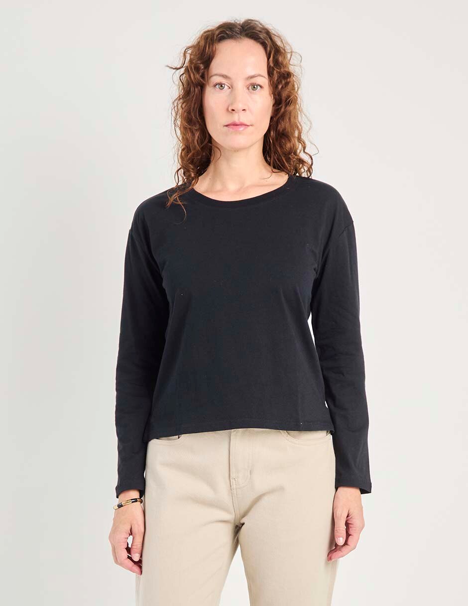 Playera manga larga Weekend cuello redondo para mujer