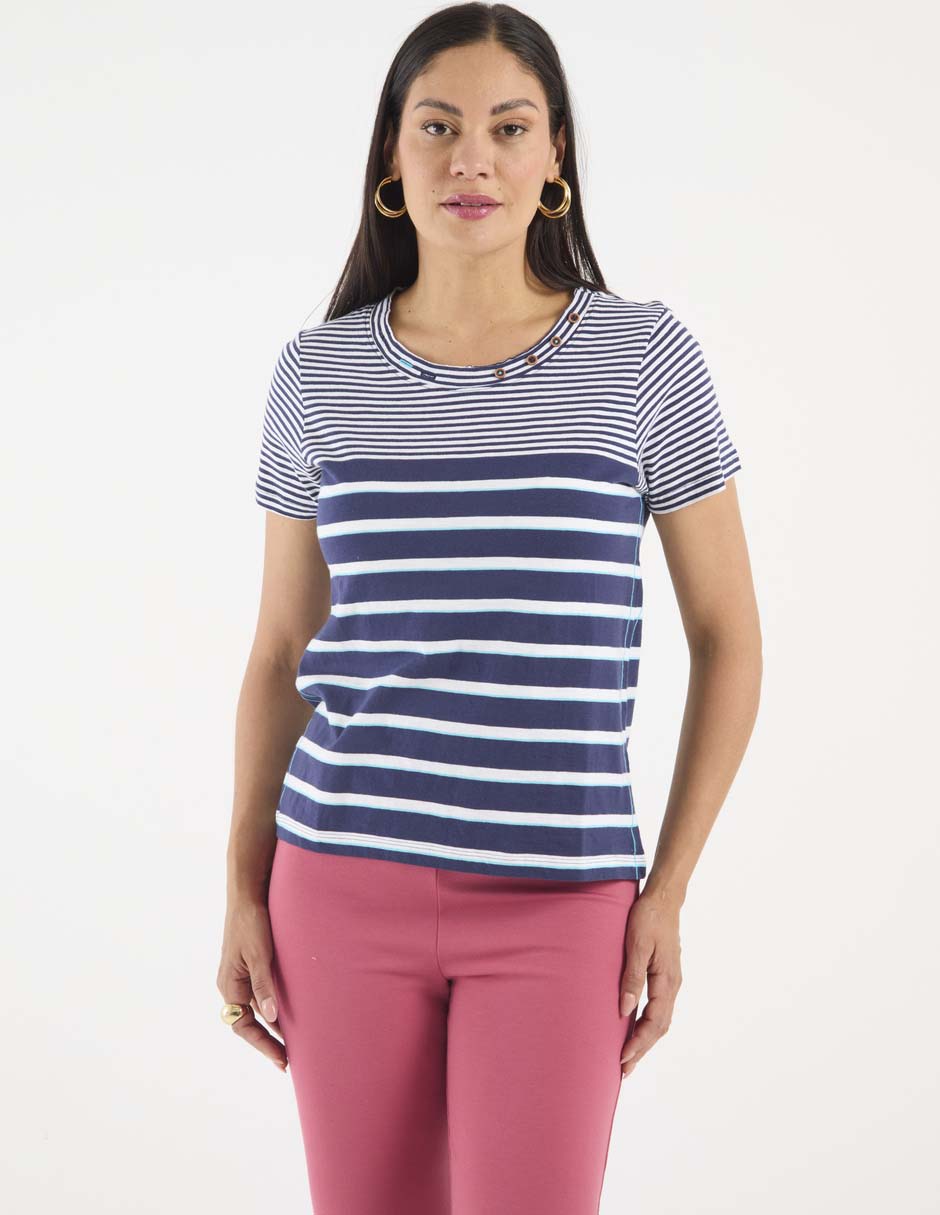 Playera manga corta Weekend cuello redondo para mujer