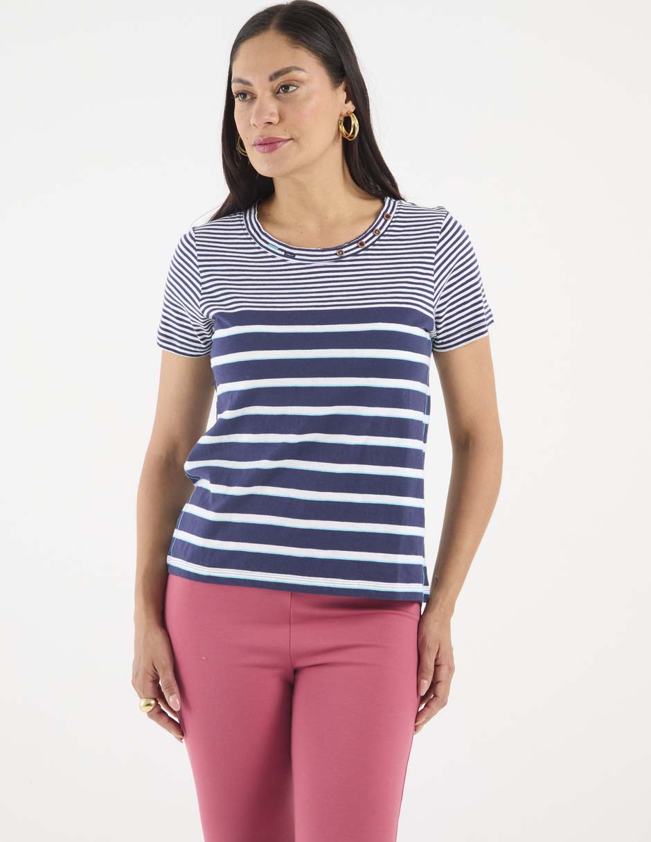 Playera manga corta Weekend cuello redondo para mujer