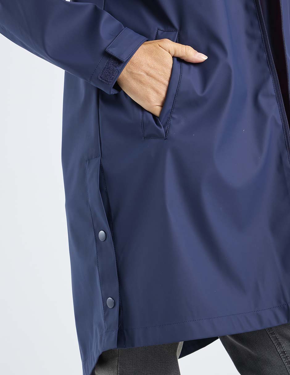 Chamarra impermeable para mujer 2