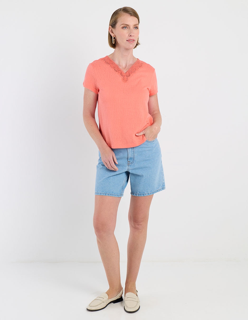 Playera manga corta Weekend cuello v para mujer
