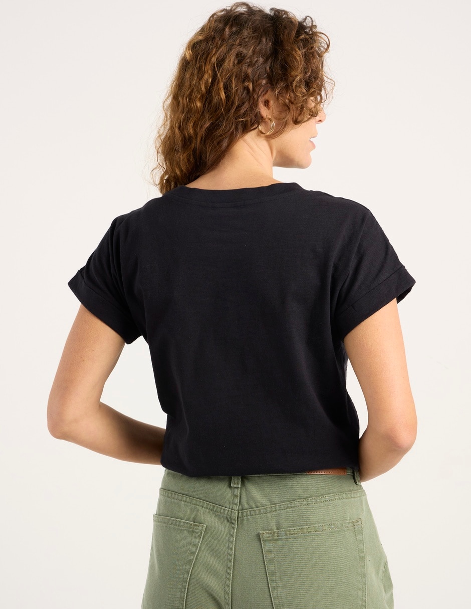 Playera manga corta cuello redondo para mujer 6