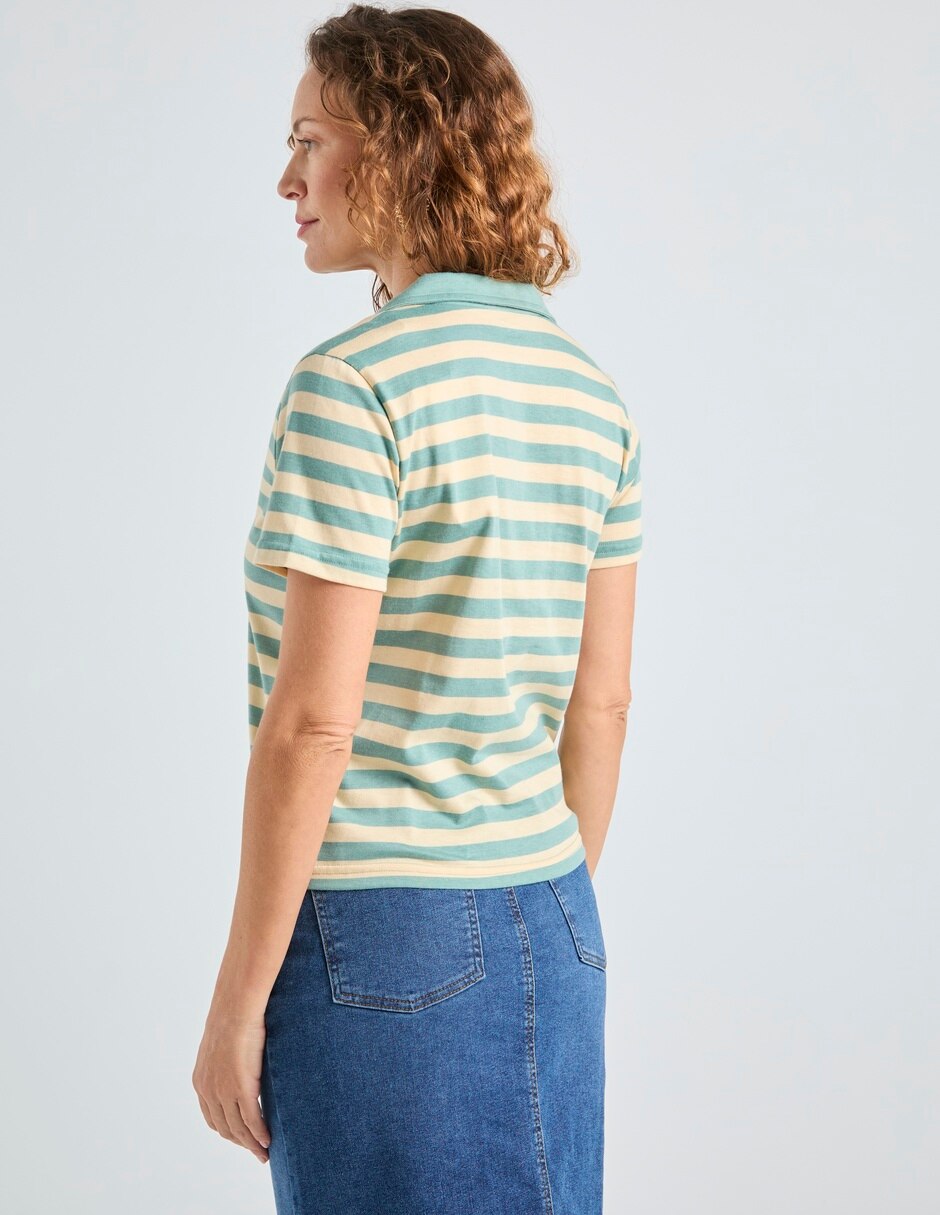 Playera manga corta cuello camisero para mujer 6