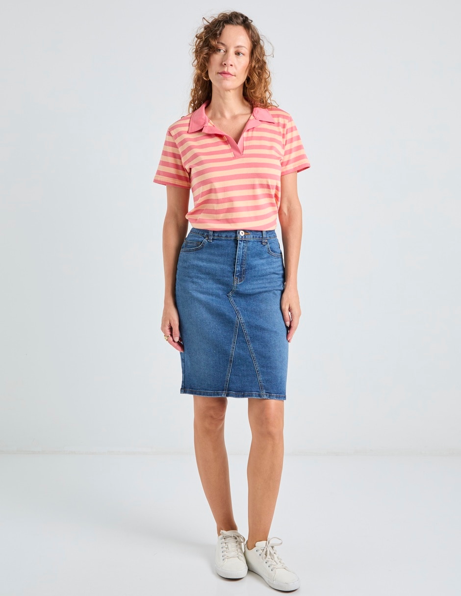 Playera manga corta Weekend cuello camisero para mujer
