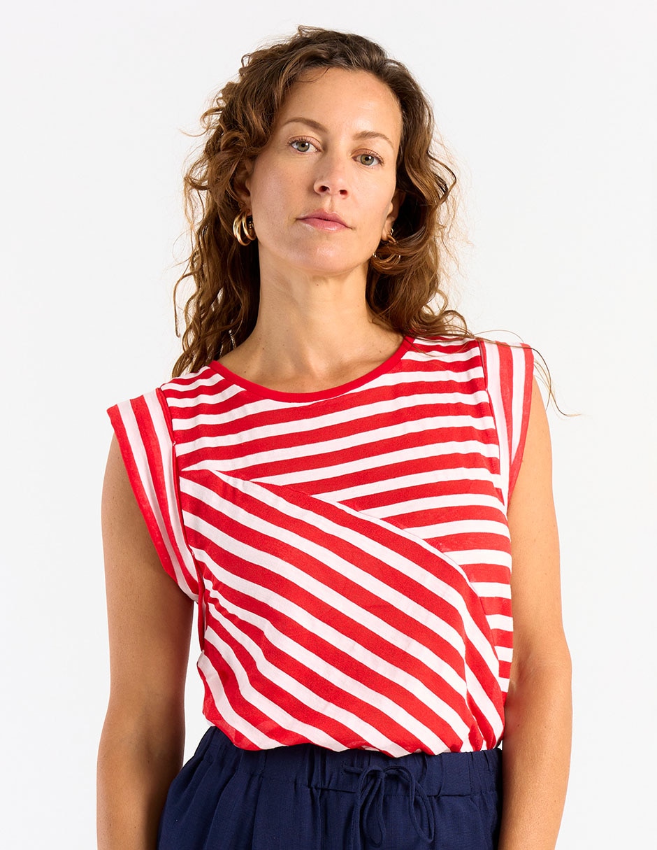 Playera manga corta Weekend cuello redondo para mujer