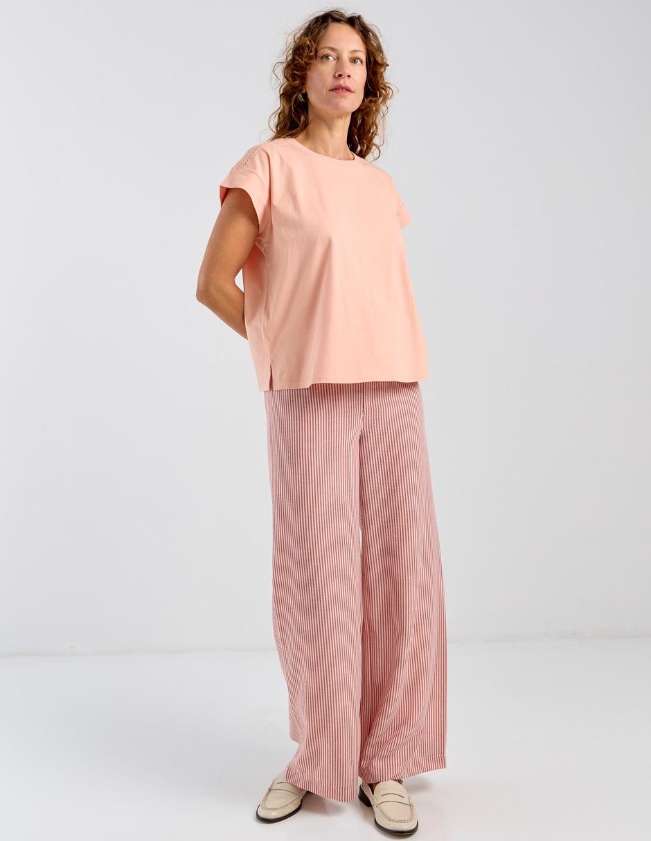 Playera manga corta cuello redondo para mujer 3
