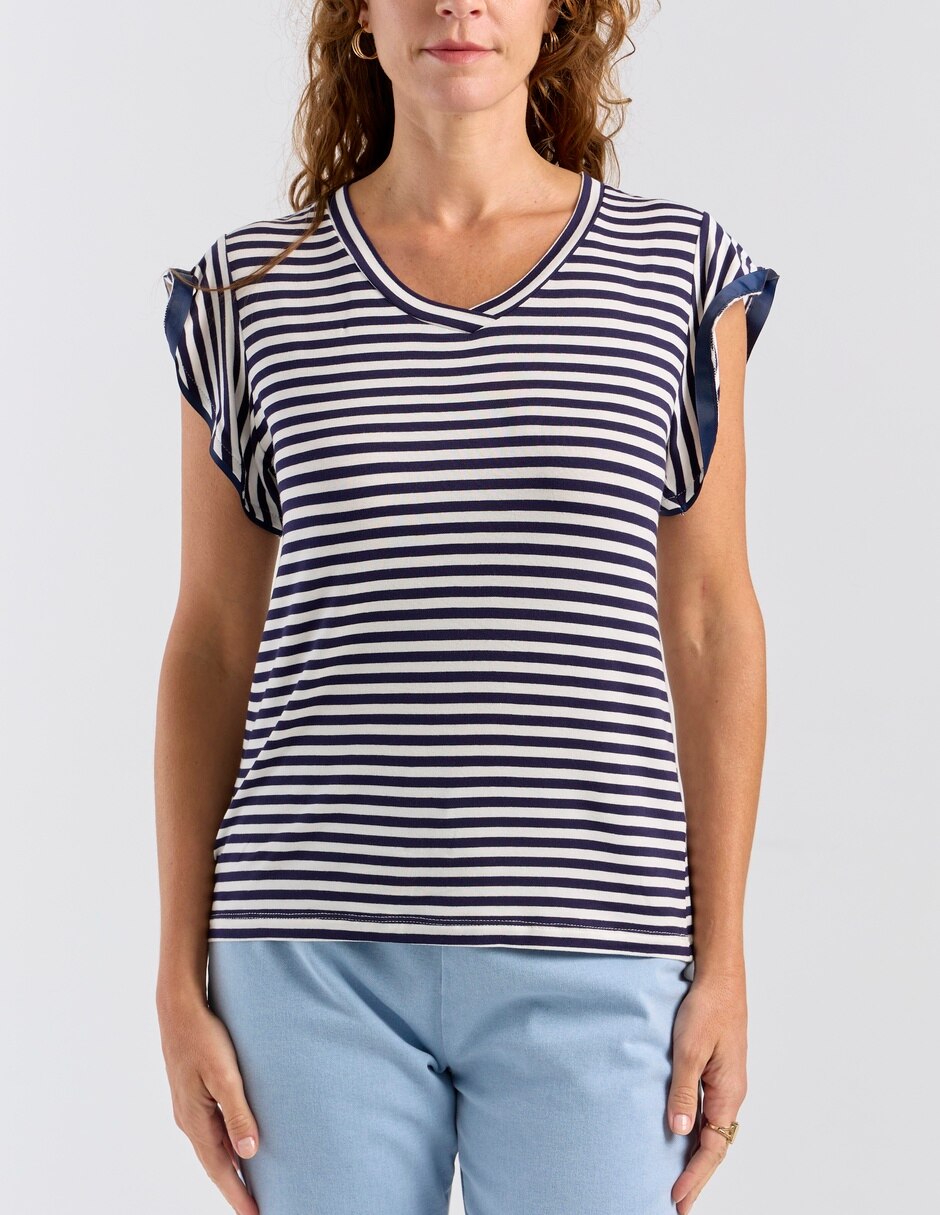 Playera manga corta Weekend cuello v para mujer