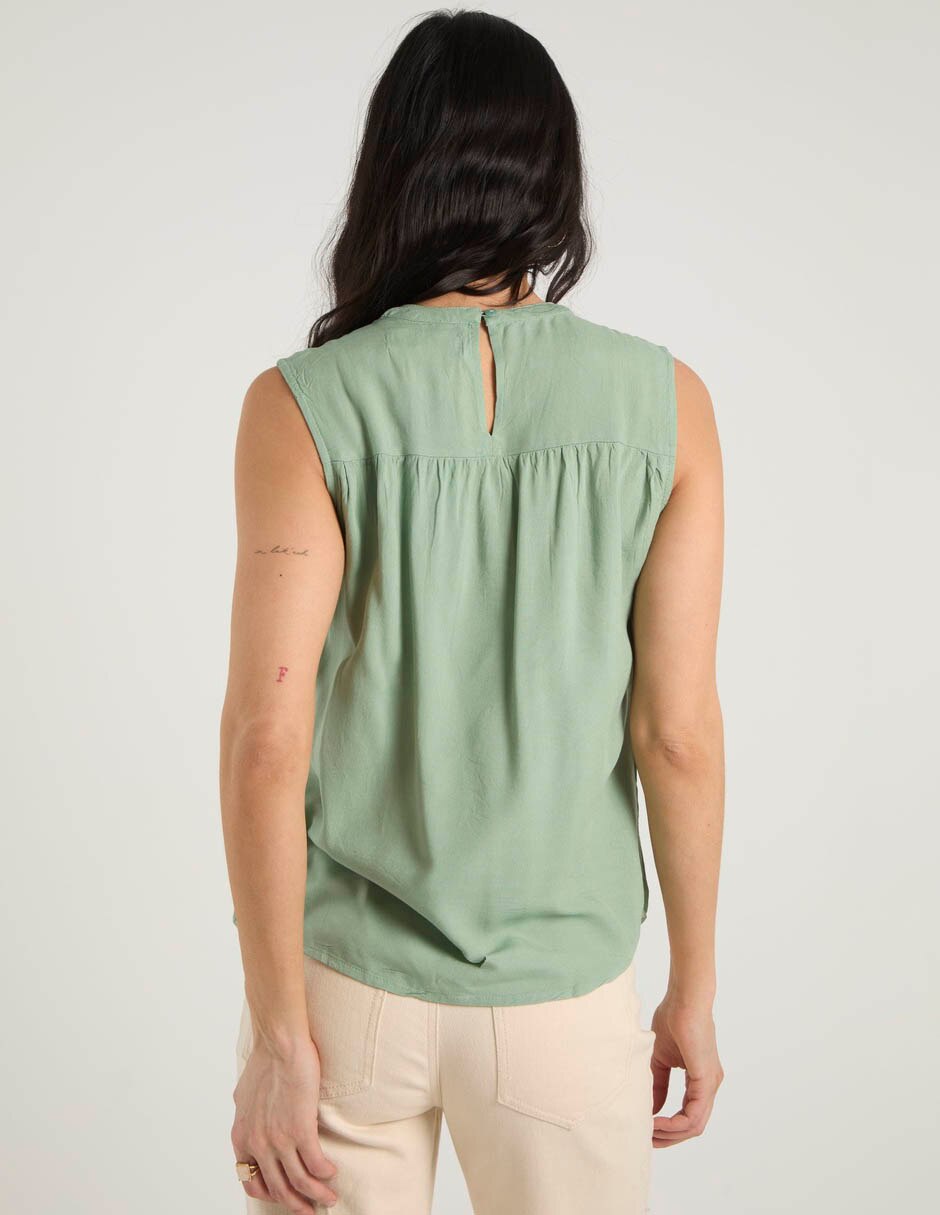 Blusa sin manga para mujer 6