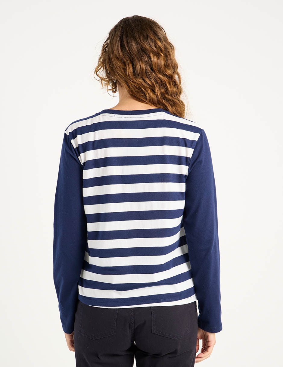 Playera manga larga cuello redondo para mujer 6