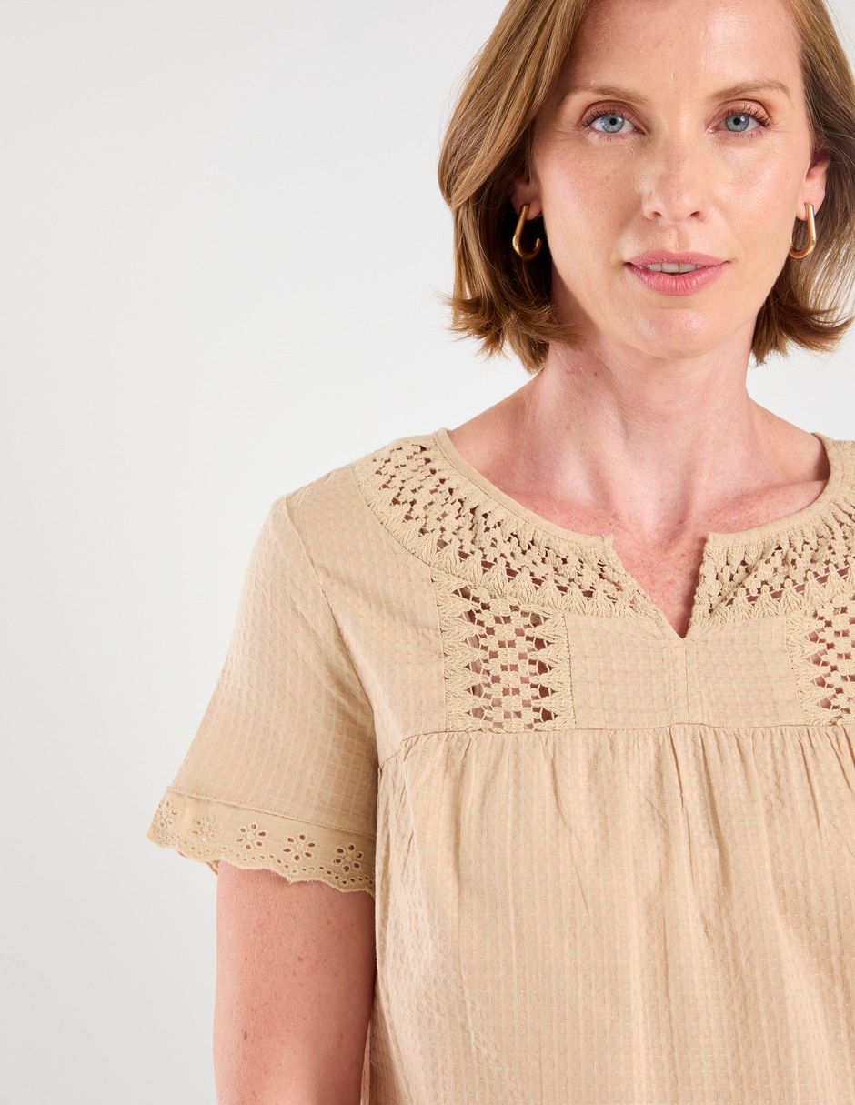 Blusa Weekend manga corta para mujer