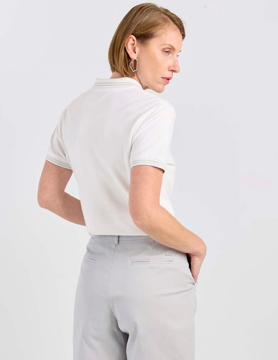 Playera manga corta Weekend cuello polo para mujer
