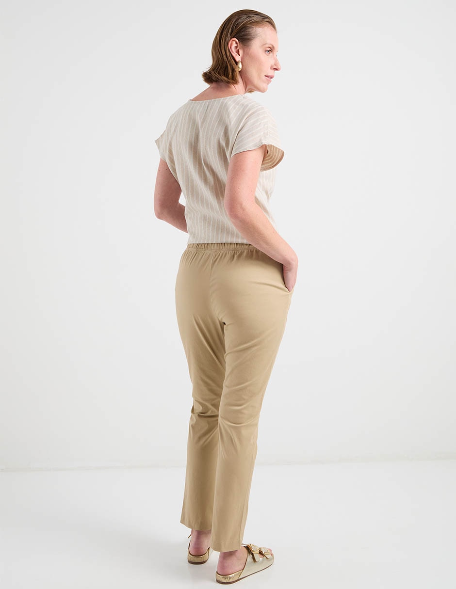 Pantalón recto para mujer 6