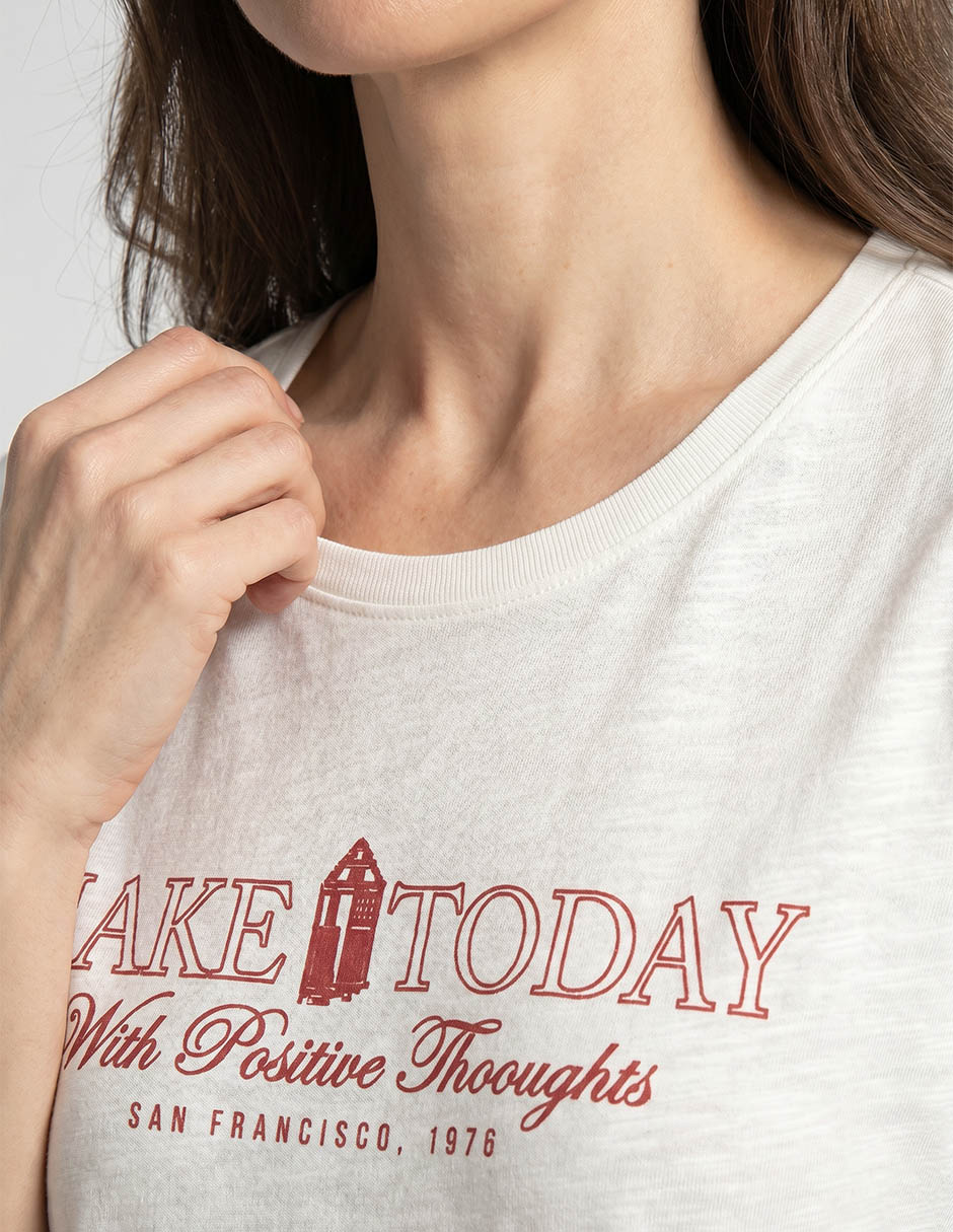 Playera manga corta cuello redondo para mujer 3