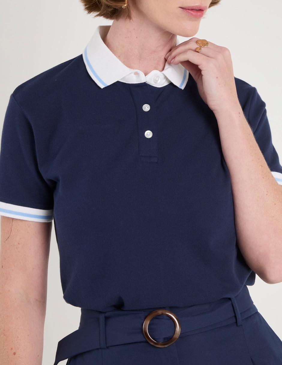 Playera manga corta Weekend cuello polo para mujer