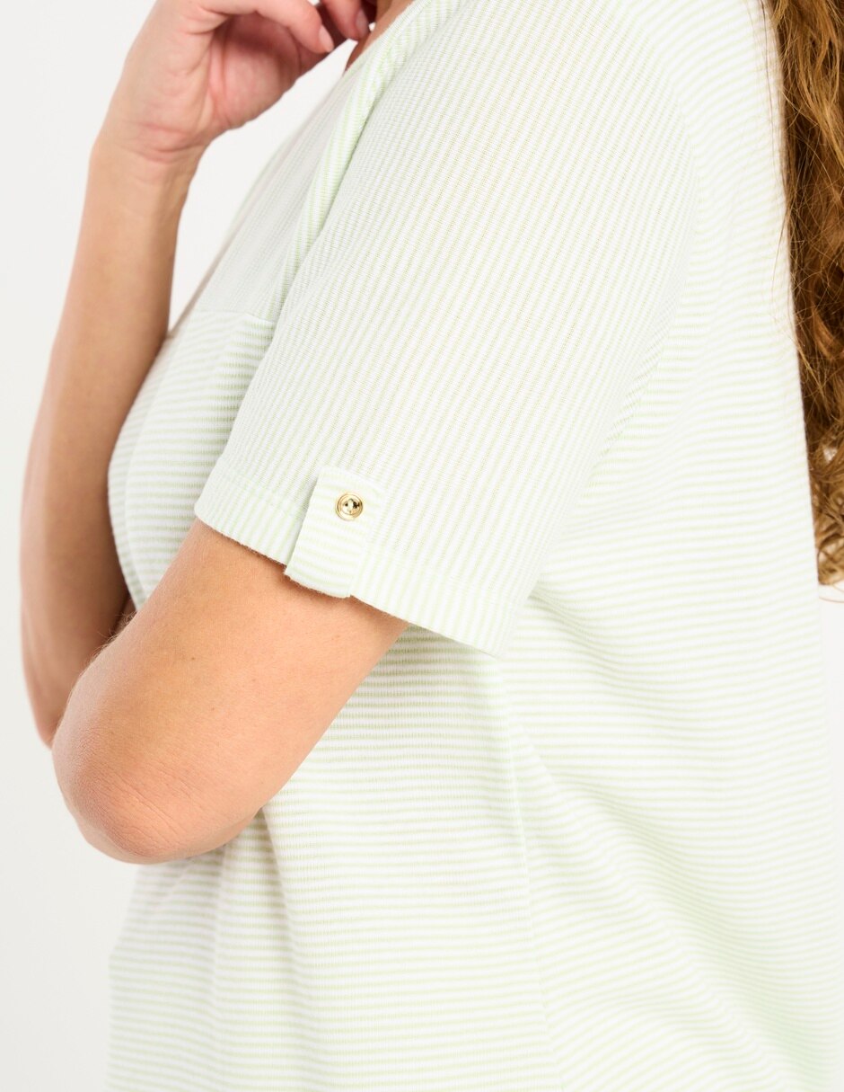 Playera manga corta cuello redondo para mujer 5