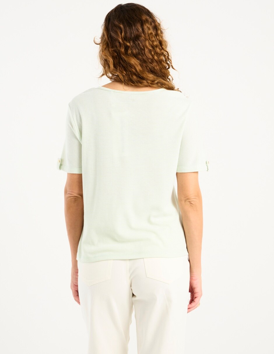 Playera manga corta cuello redondo para mujer 6