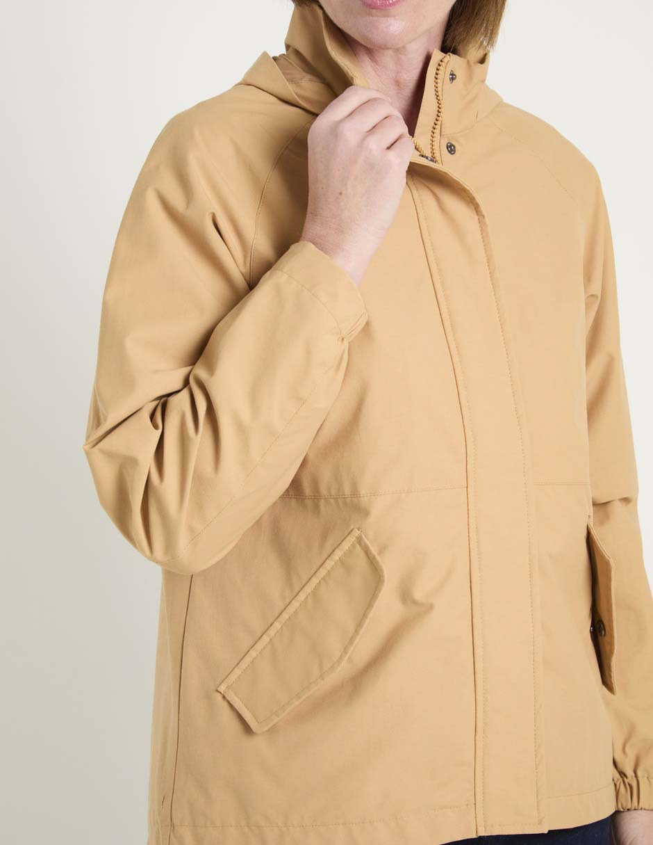 Chamarra impermeable para mujer 3