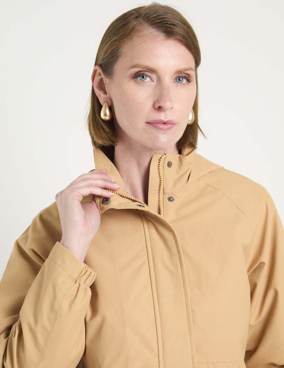 Chamarra impermeable para mujer 2