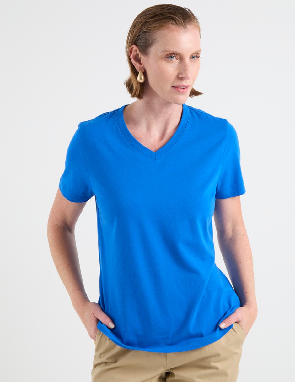 Playera manga corta Weekend cuello V para mujer