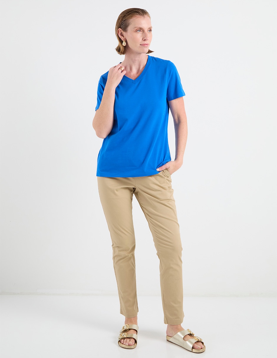 Playera manga corta Weekend cuello V para mujer