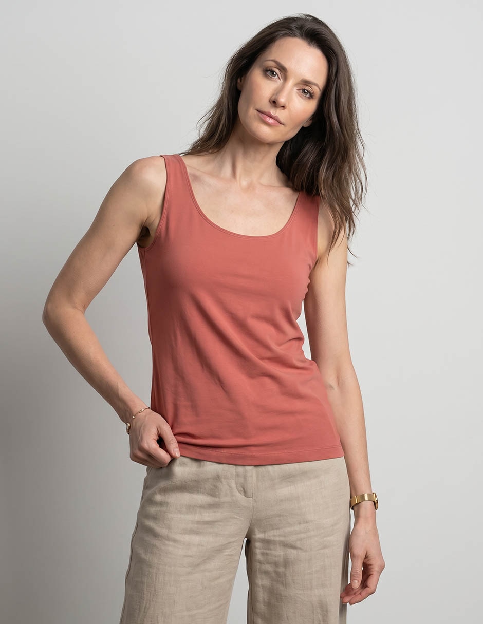 Top cuello redondo tirante ancho