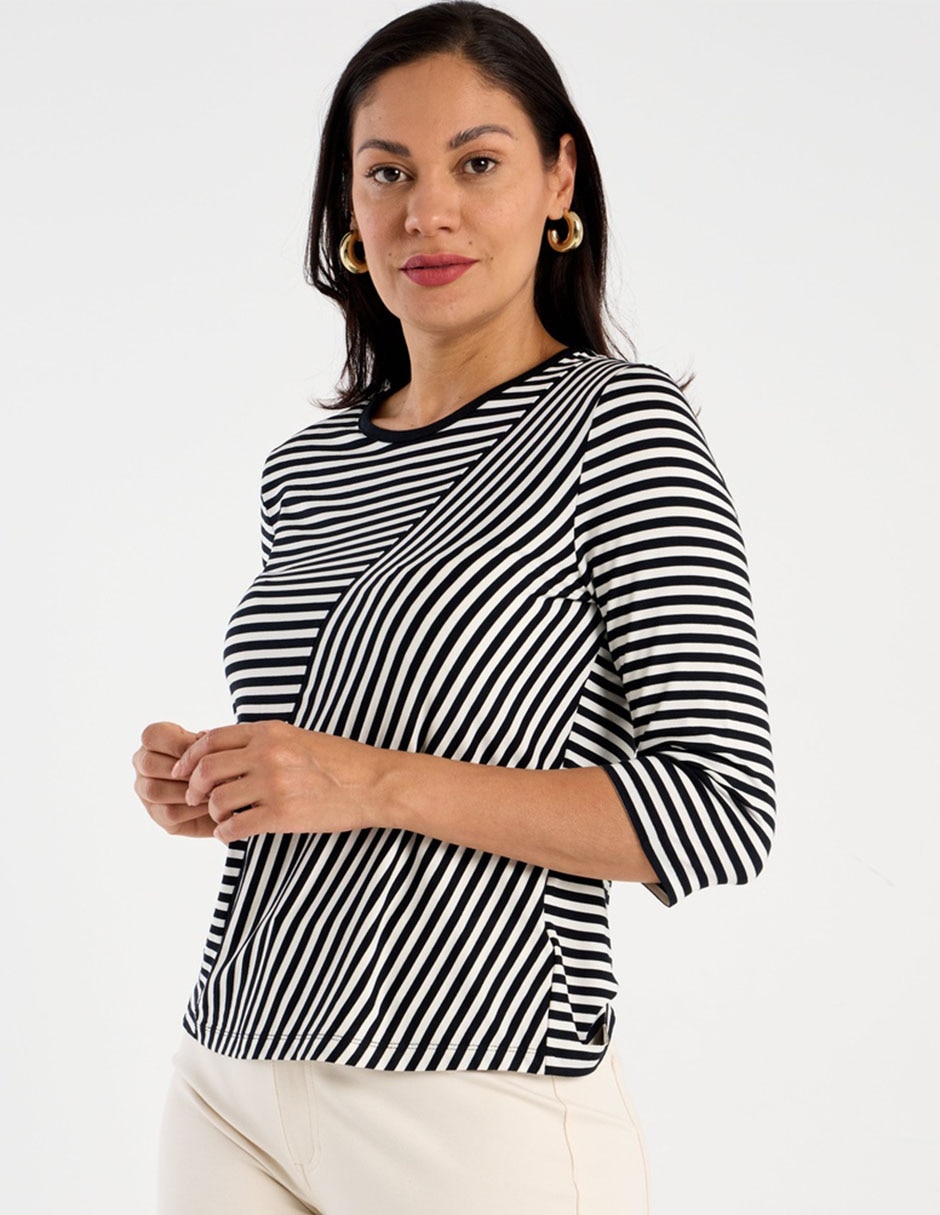 Playera manga 3/4 cuello redondo mujer Playera manga 3/4 cuello redondo mujer