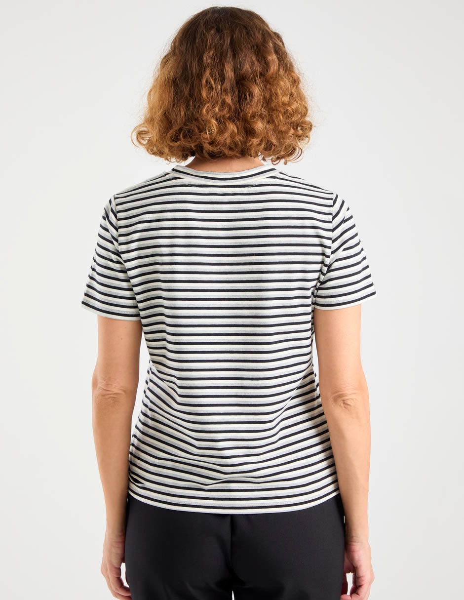 Playera manga corta Weekend cuello redondo para mujer