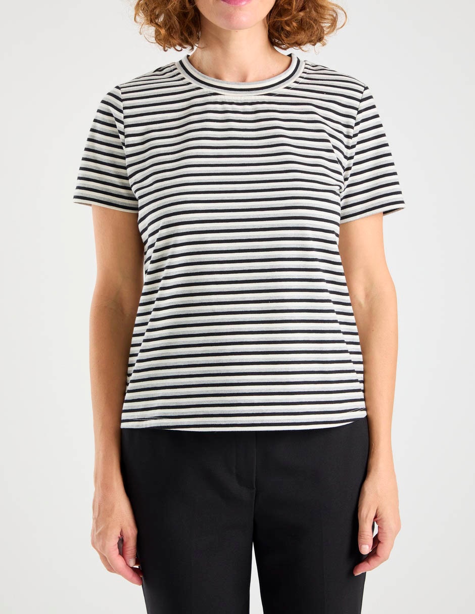 Playera manga corta Weekend cuello redondo para mujer