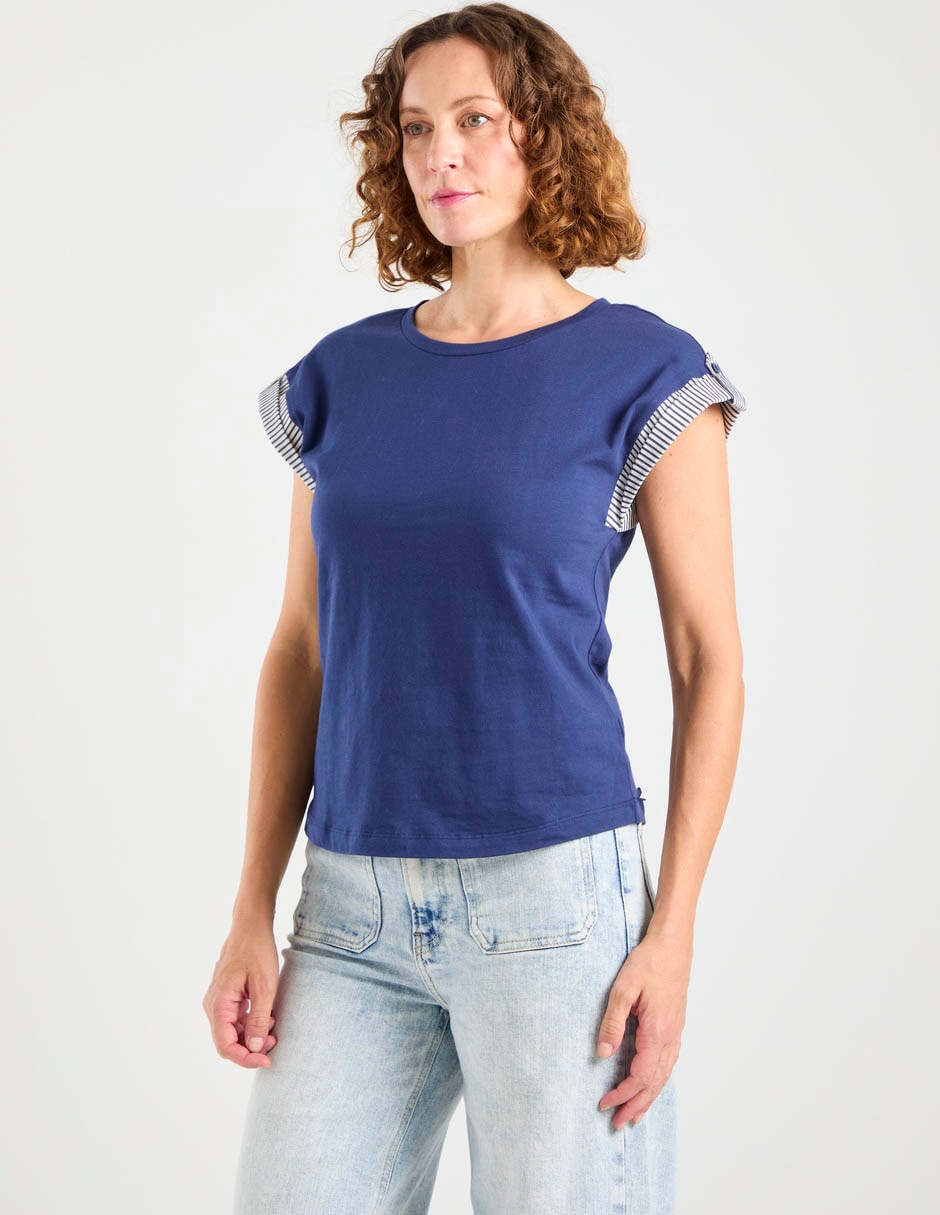 Playera manga corta Weekend cuello redondo para mujer