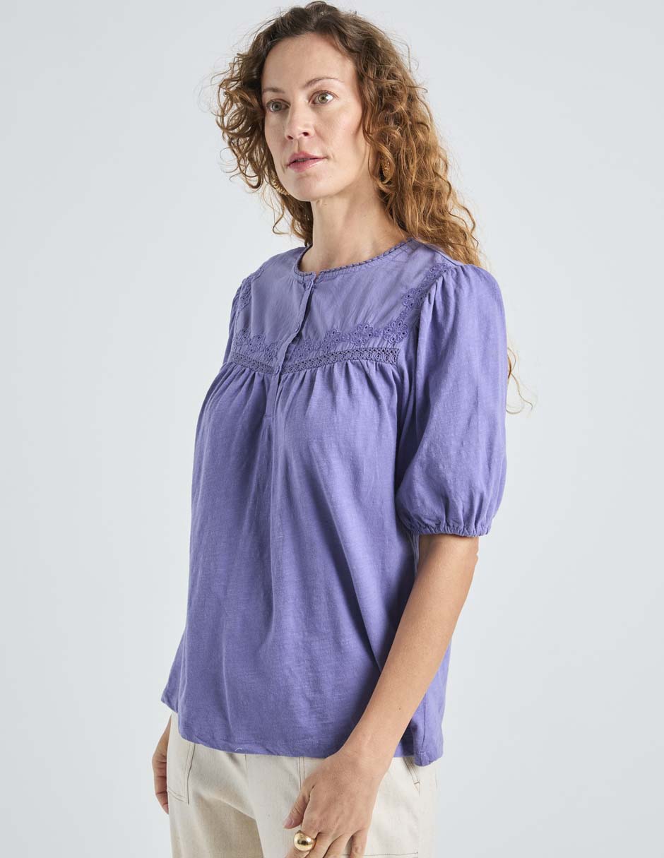 Blusa Weekend manga corta para mujer