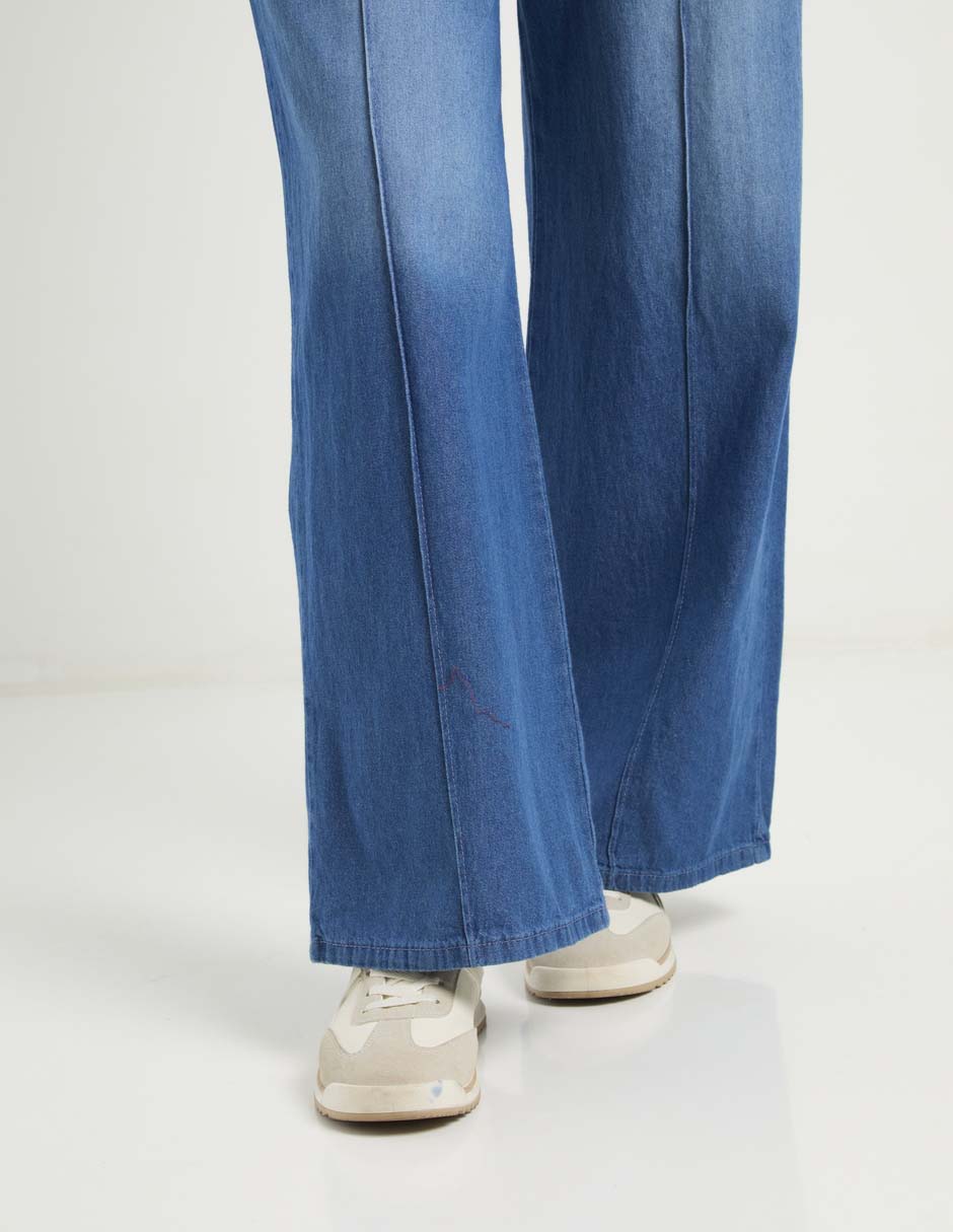 Jeans relaxed flare cintura media Weekend para mujer