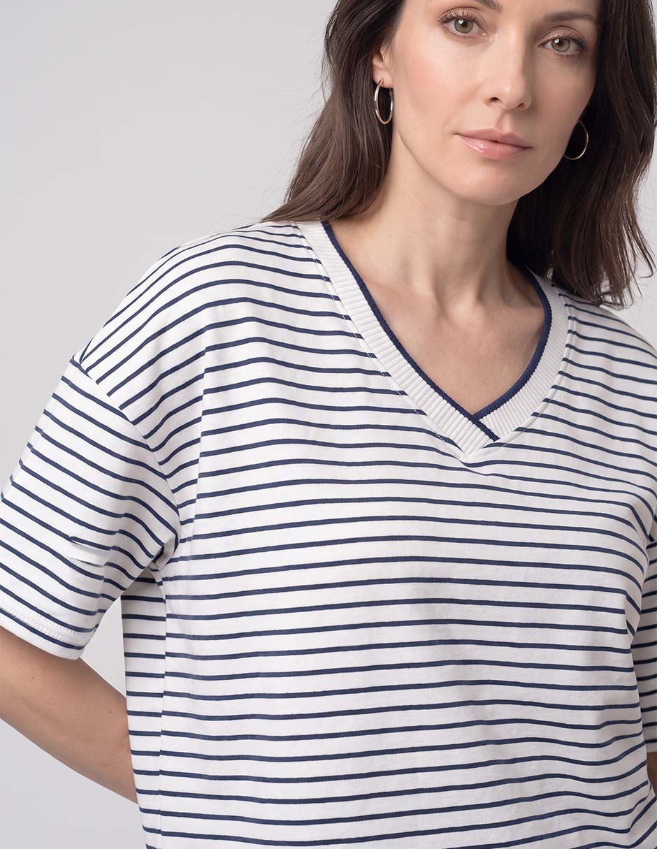 Playera manga al codo cuello V mujer 3