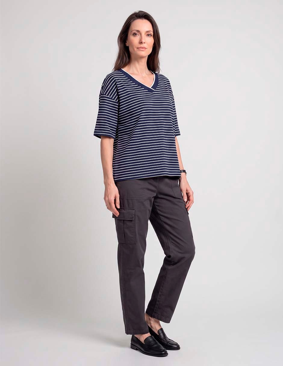 Playera manga al codo cuello V mujer Playera manga al codo cuello V mujer