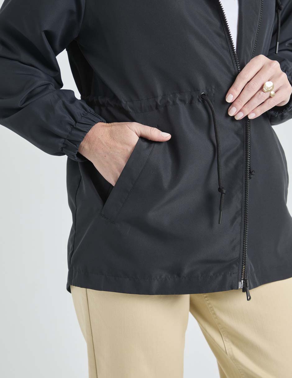 Chamarra impermeable para mujer 2
