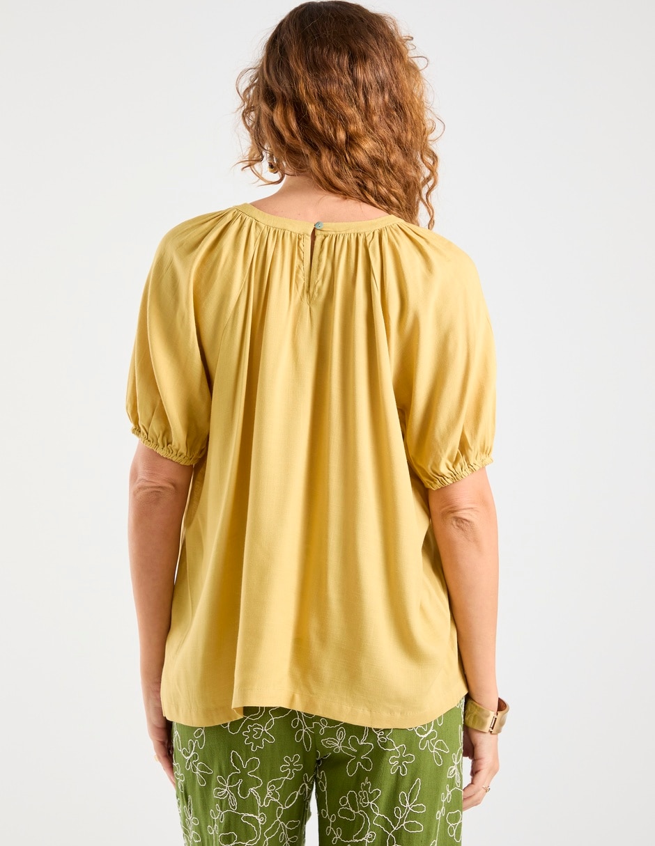 Blusa Weekend manga corta para mujer