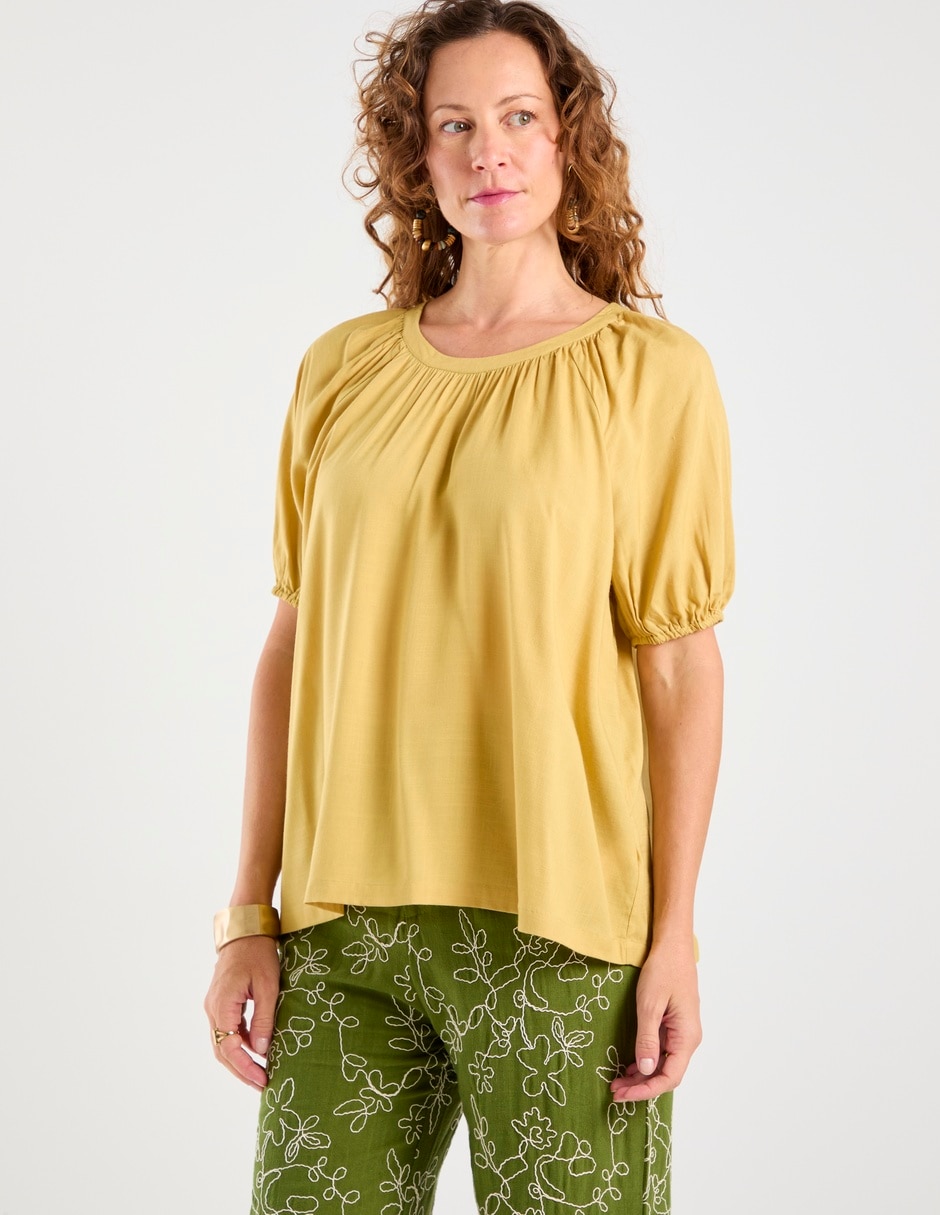 Blusa Weekend manga corta para mujer