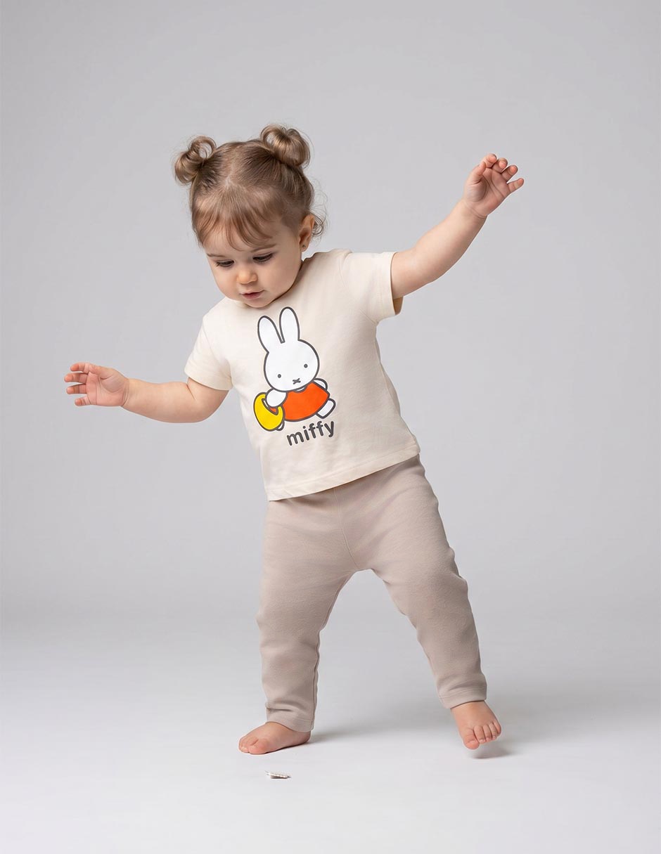 Playera Miffy manga corta para bebé niño